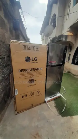 Professional Grade Brand New LG GL-C252SLBB 260L Fridge