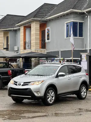 Toyota RAV4 2014 Silver