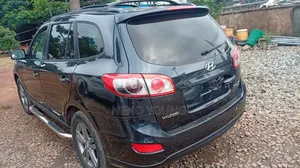 Hyundai Santa Fe 2012 Gray