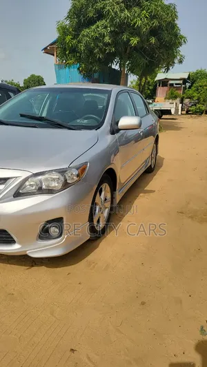 Toyota Corolla 2013 Gray