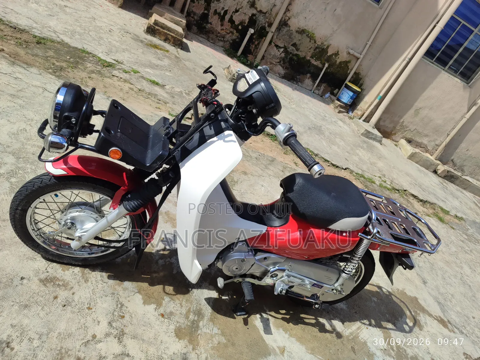Honda CB 2018 Red