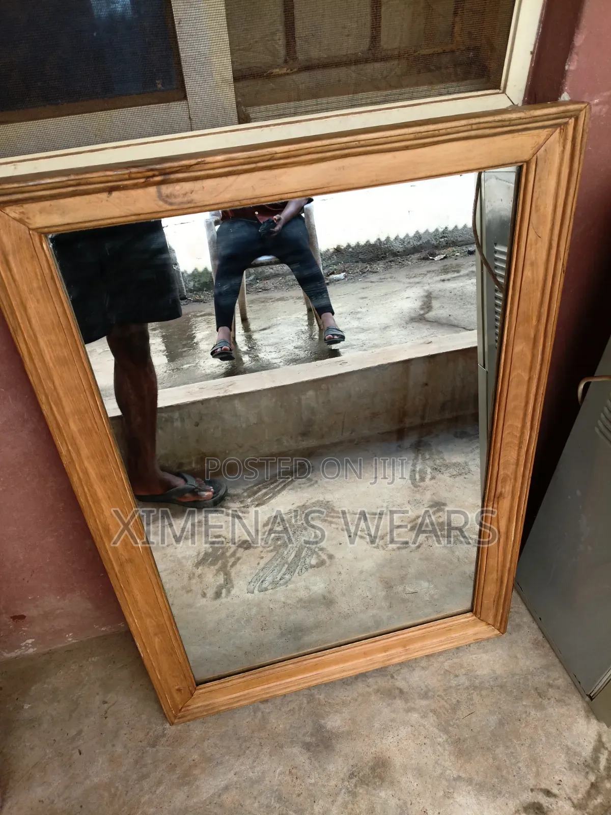 Standing and Standard Wall Mirror