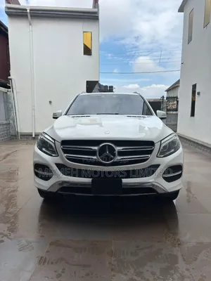 Mercedes-Benz GLE-Class 2017 White
