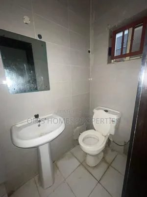 Mini Flat in Osapa London for rent