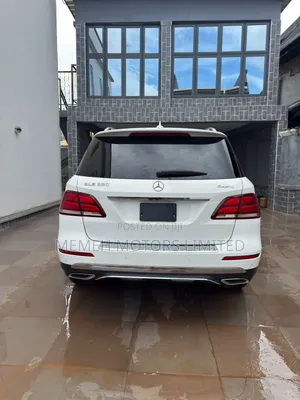 Mercedes-Benz GLE-Class 2017 White