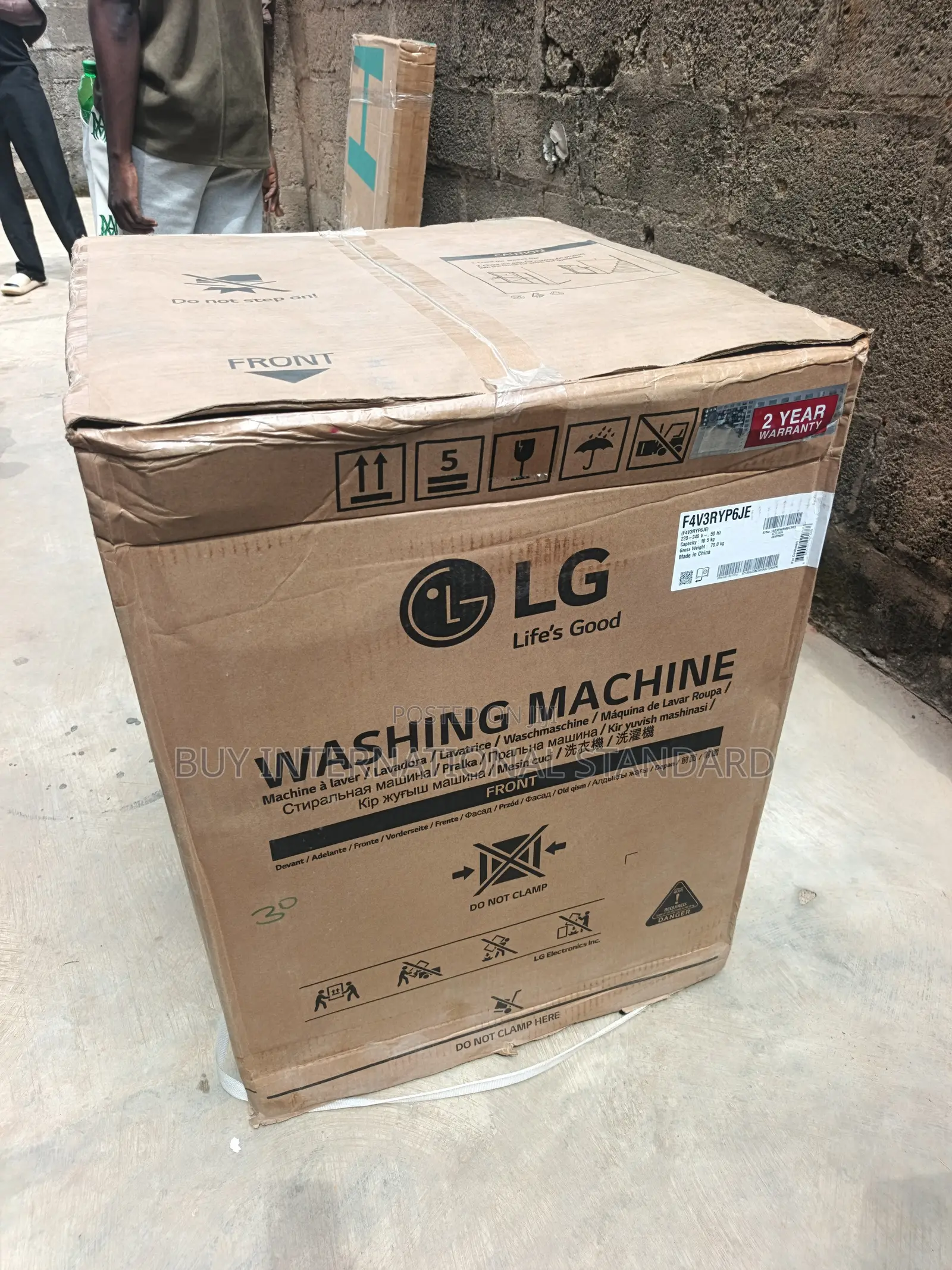 LG F4V3RYP6JE 10.5KG Advanced Front Loading Washer