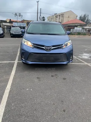 Toyota Sienna LE 8 Passenger 2011 Blue