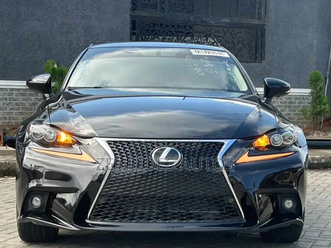 Lexus IS 200t 2016