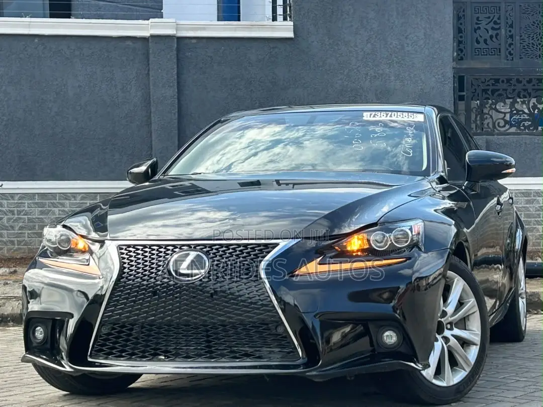 Lexus IS 200t 2016