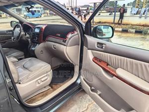 Toyota Sienna XLE Limited AWD 2005 Green
