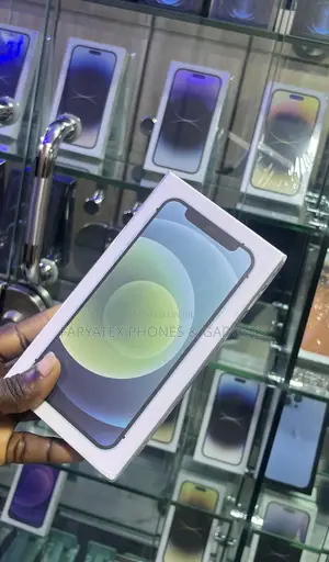 New Apple iPhone 12 128 GB Green