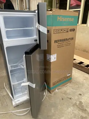 Hisense REF172DR 124L Household Cooling Appliance