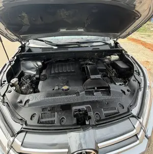 Toyota Highlander XLE 4dr SUV (3.5L 6cyl 6A) 2015 Silver