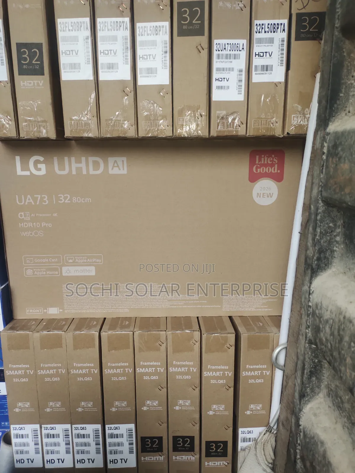 32 Inches Smart TV