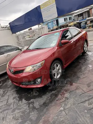 Toyota Camry LE 4dr Sedan (2.5L 4cyl 6A) 2013 Red