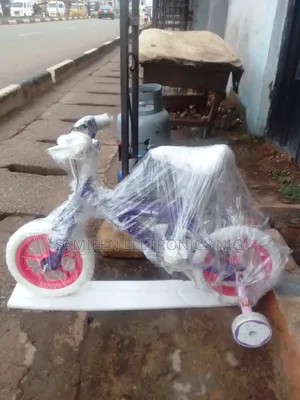 Brand New Pedal Pals Kids Bicycle Size 12 USA