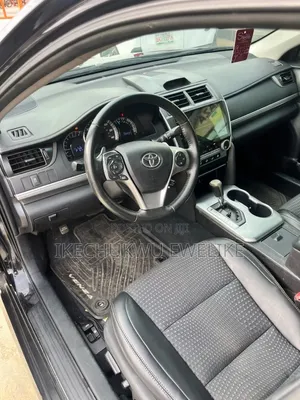 Toyota Camry SE 4dr Sedan (2.5L 4cyl 6A) 2014 Black