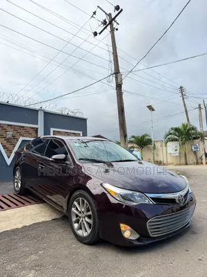 Toyota Avalon XLE Premium 4dr Sedan (3.5L 6cyl 6A) 2015 Burgundy