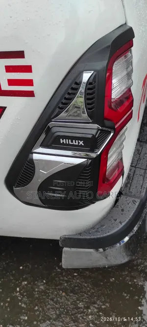 Rear Light Guard and Decoration for Hilux New Model