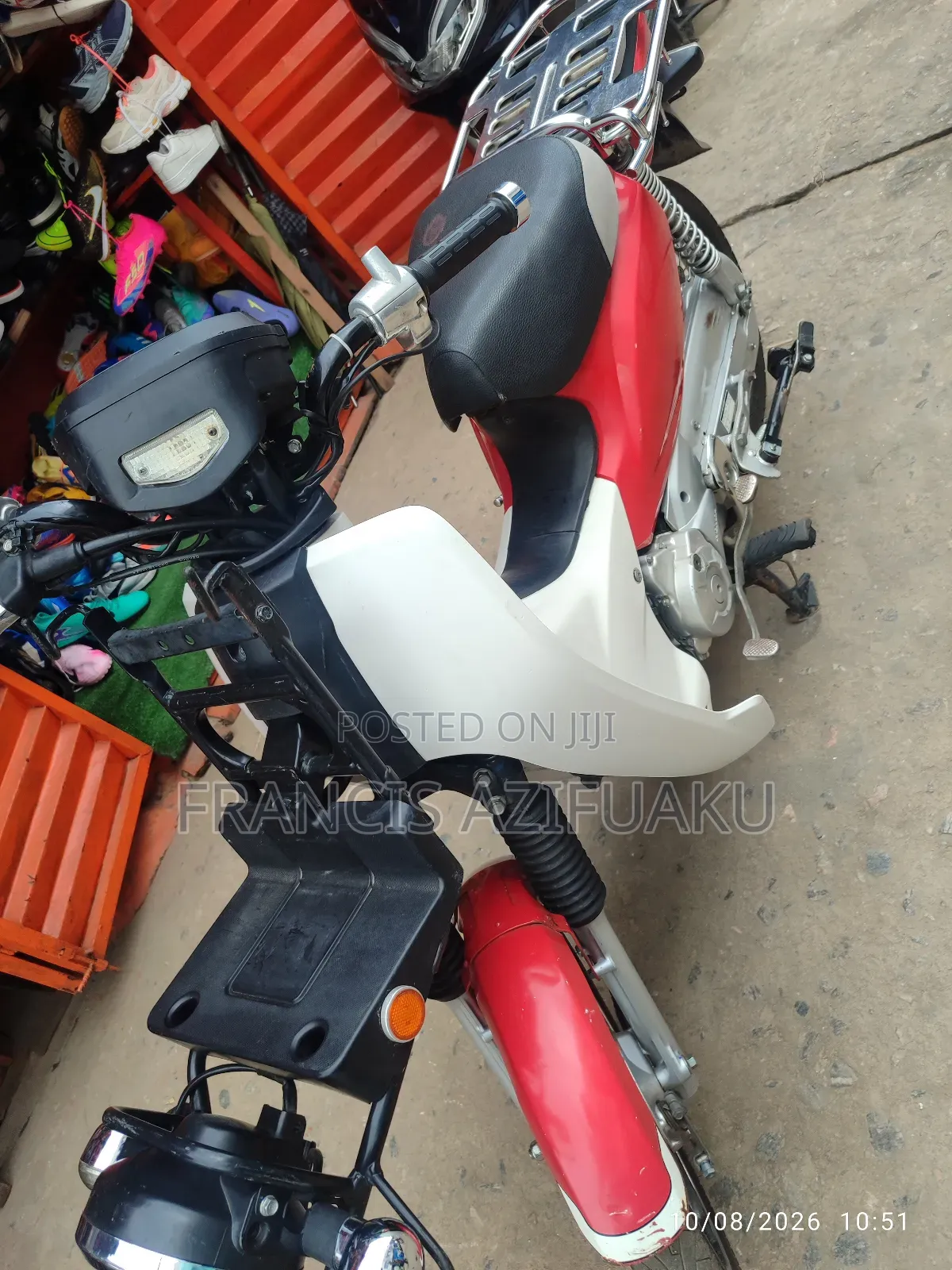 Honda CB 2018 Red