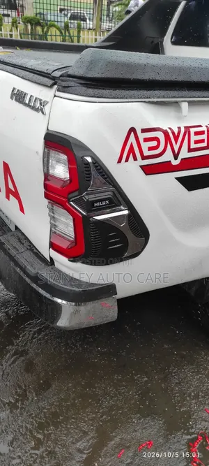 Rear Light Guard and Decoration for Hilux New Model