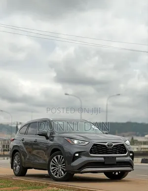 Toyota Highlander Platinum 2021 Gray