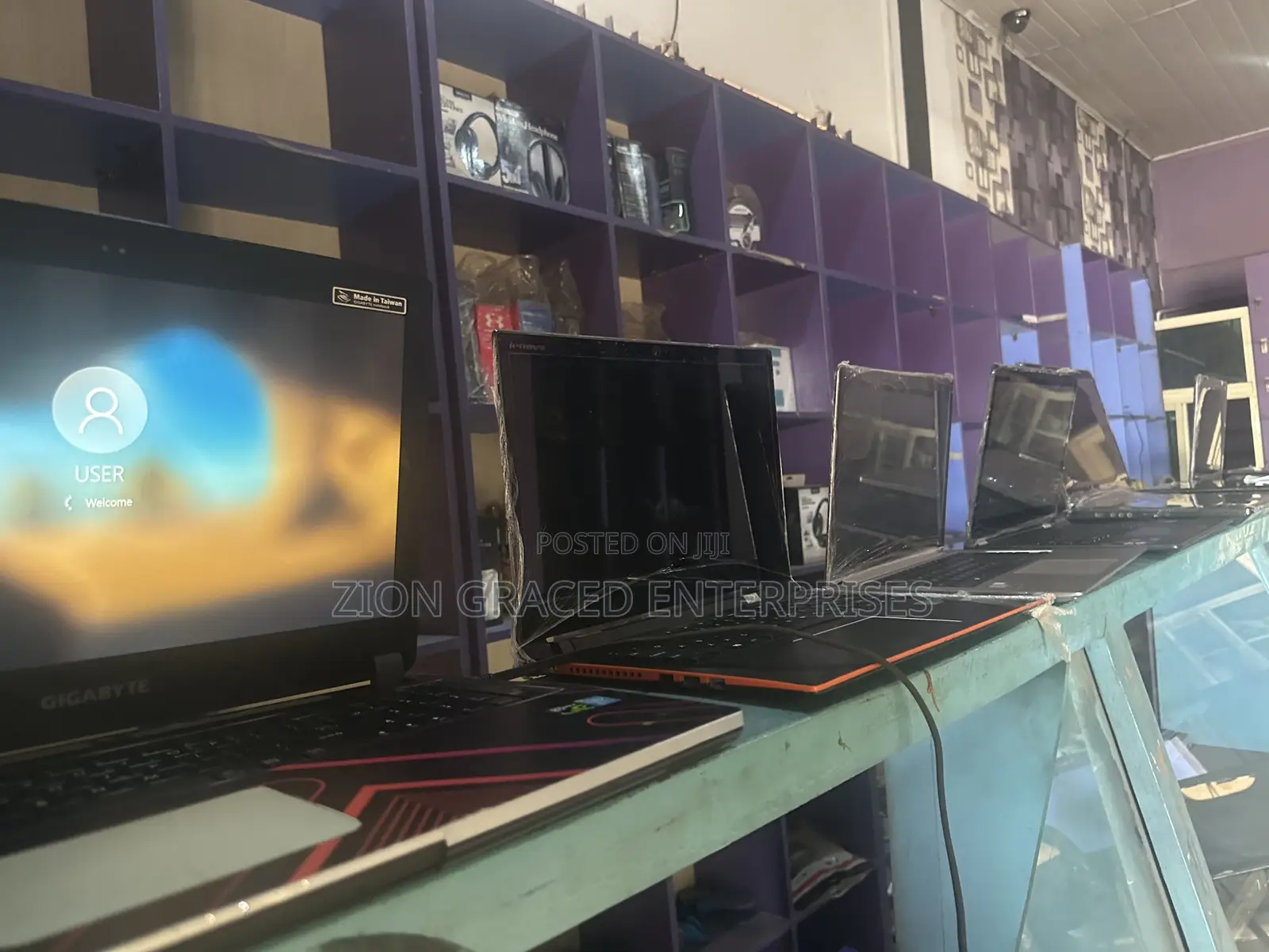 Laptop Gigabyte A7 8GB Intel Core i7 HDD 500GB