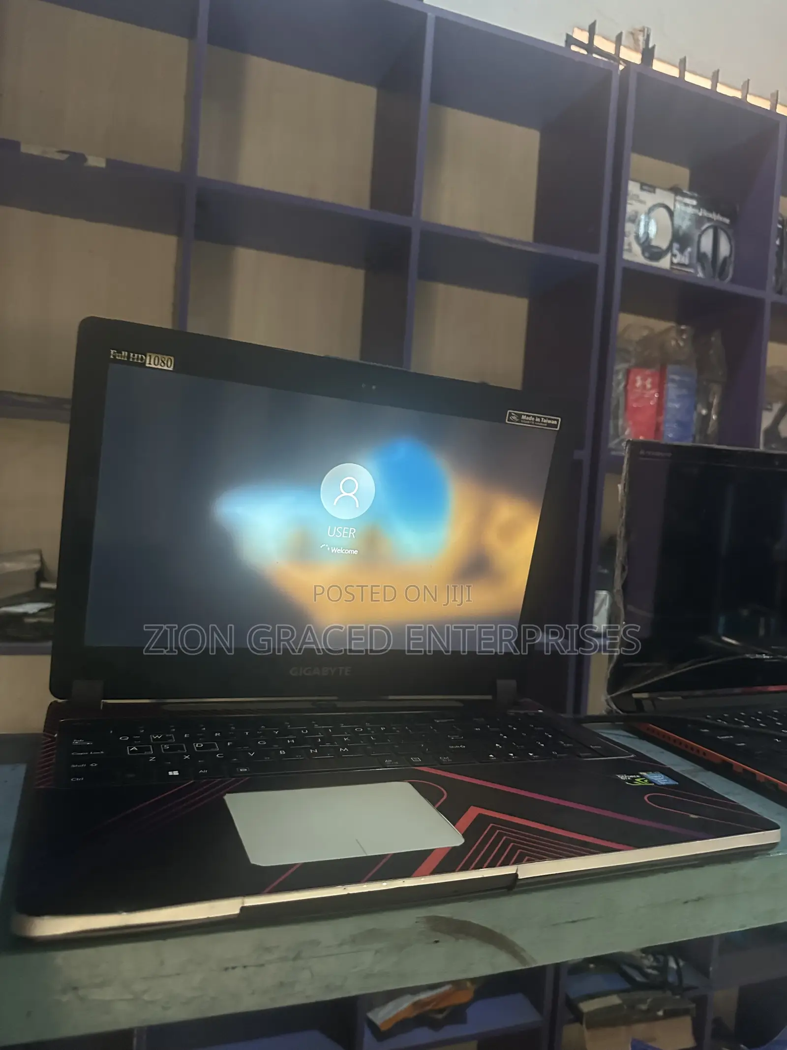 Laptop Gigabyte A7 8GB Intel Core i7 HDD 500GB