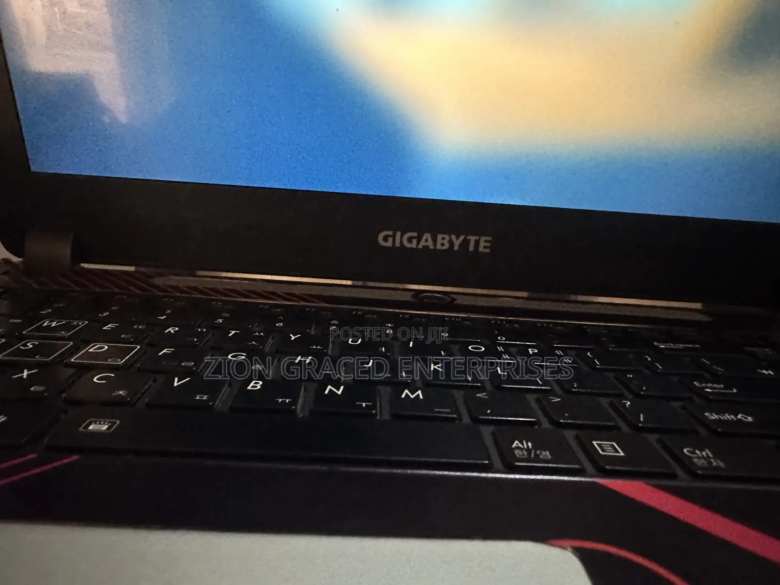 Laptop Gigabyte A7 8GB Intel Core i7 HDD 500GB