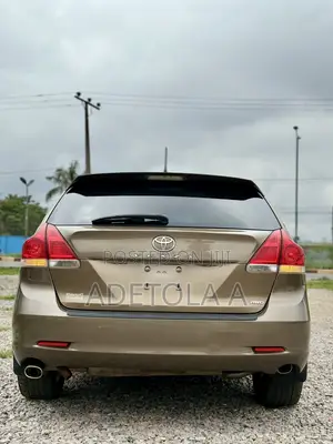 Toyota Venza V6 2009 Gold