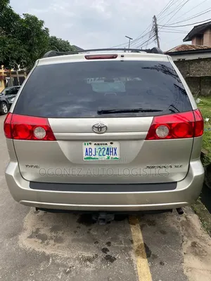 Toyota Sienna XLE 2008 Silver