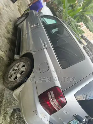Toyota Highlander 2004 Silver