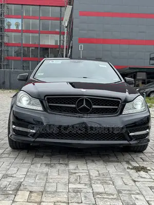 Mercedes-Benz C300 Sport 4Matic Sedan AWD (3.5L 6cyl 7A) 2014 Black