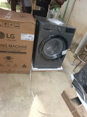 LG F4V3RYP6JE 10.5KG Contemporary Home Washing Machine
