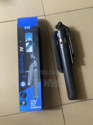 AI Tracking Tripod