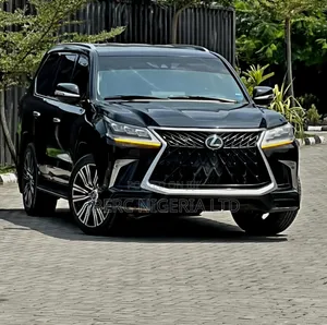 Lexus LX 2017 Black