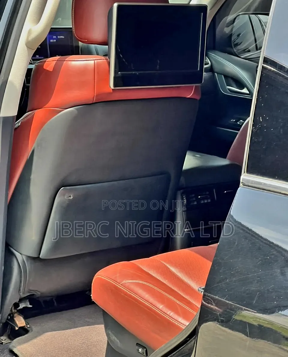 Lexus LX 2017 Black