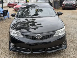 Toyota Camry SE 4dr Sedan (2.5L 4cyl 6A) 2014 Black