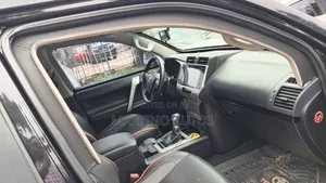 Toyota Land Cruiser Prado 2021 Black