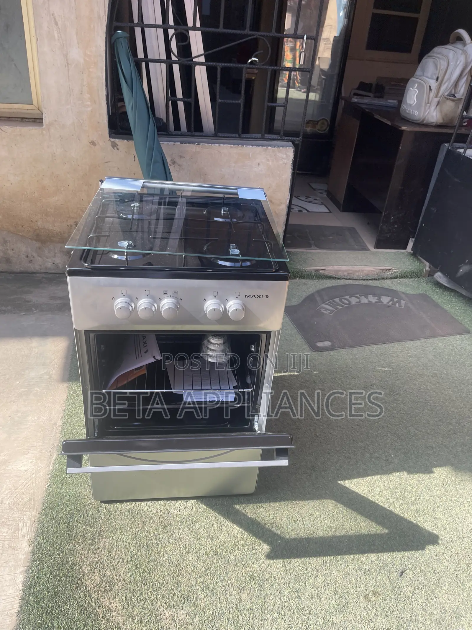 Maxi 4-Burner Freestanding Gas Stove