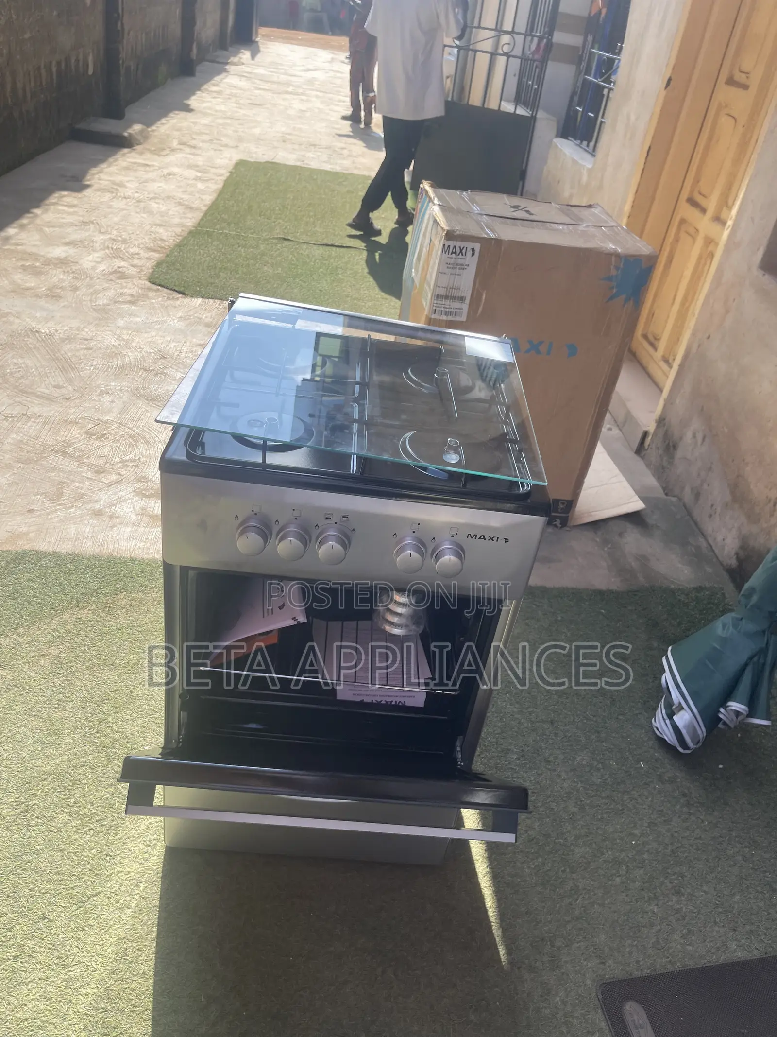 Maxi 4-Burner Household Gas Cooker