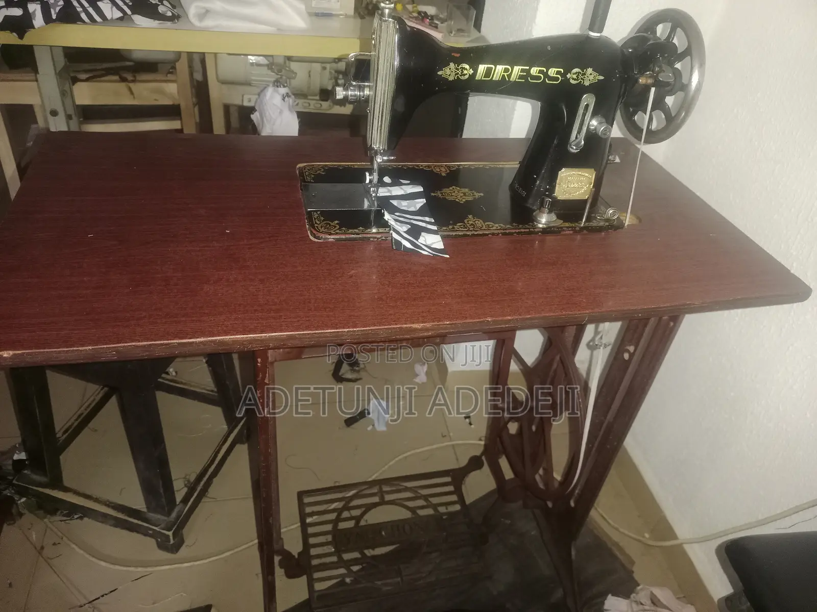 Manual Sewing Machine