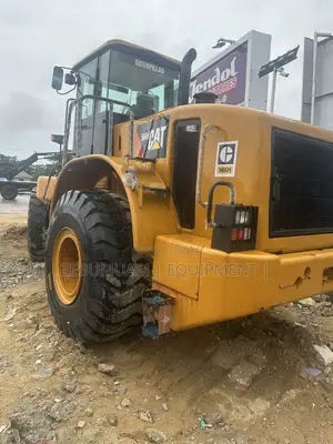 Pay Loader 966H for Sale.