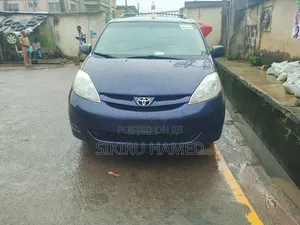 Toyota Sienna 2007 Blue