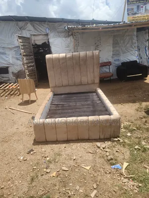 4 and Half Bedframe