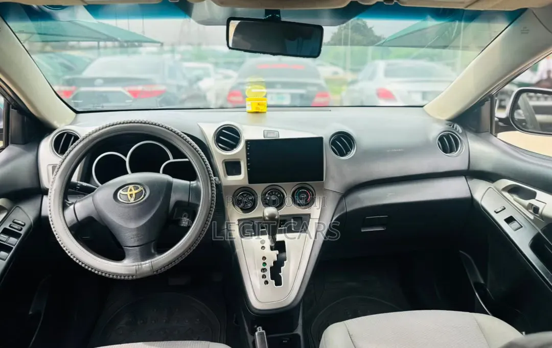 Toyota Matrix 2010 Gray