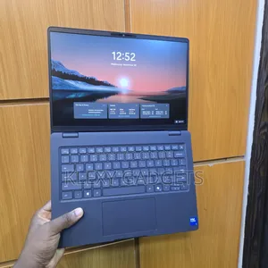 Laptop Dell Pro 14 16GB Intel Core 5 SSD 256GB