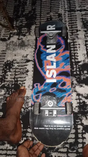 Skateboard