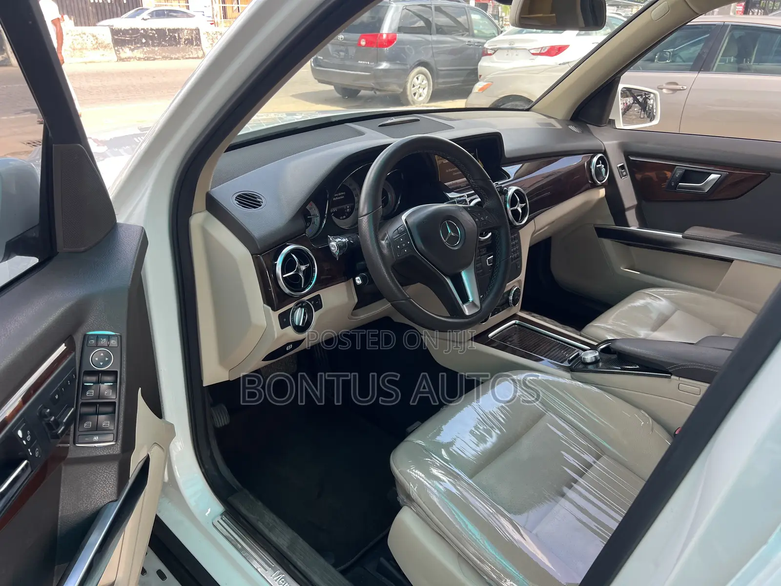 Mercedes-Benz GLK-Class 350 4MATIC 2013 White