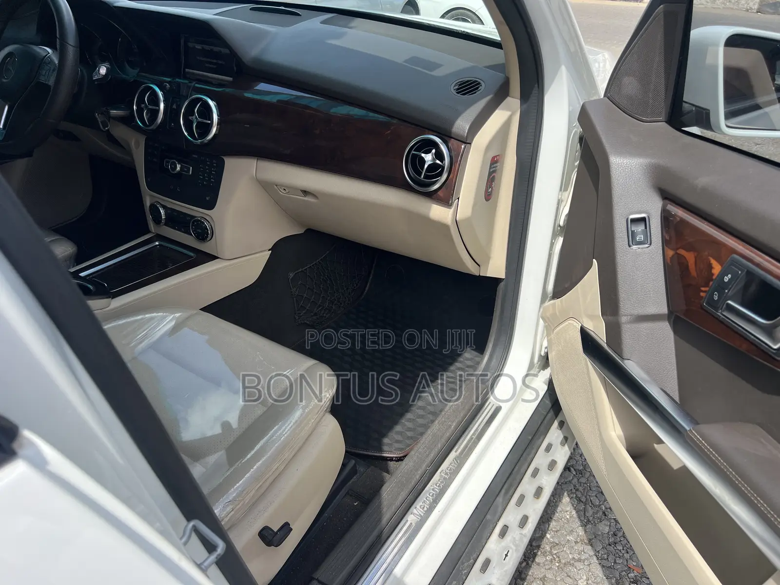 Mercedes-Benz GLK-Class 350 4MATIC 2013 White